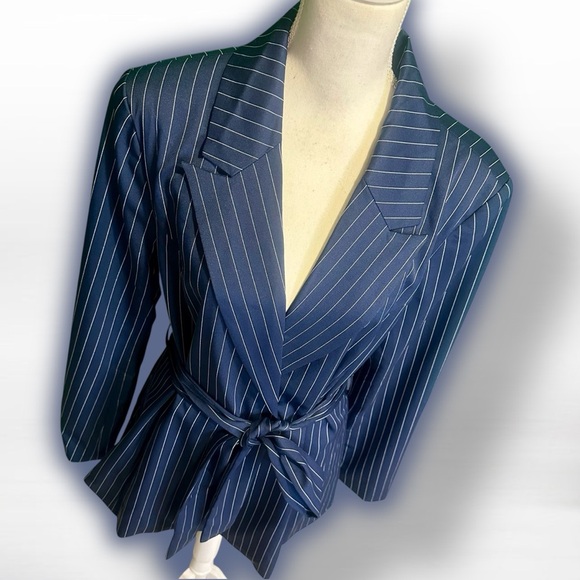 NWT Alexia Admor ‘Olya’ Striped Tie Waist Blazer in “Navy Blue” Pinstripe Sz 14 - Picture 16 of 16